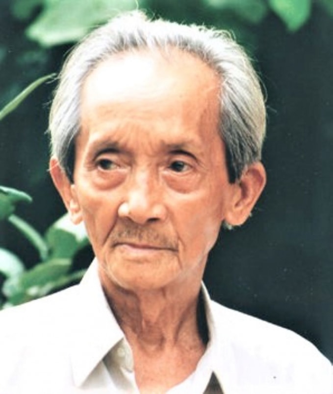 Nhà văn - Nhà báo Trang Thế Huy