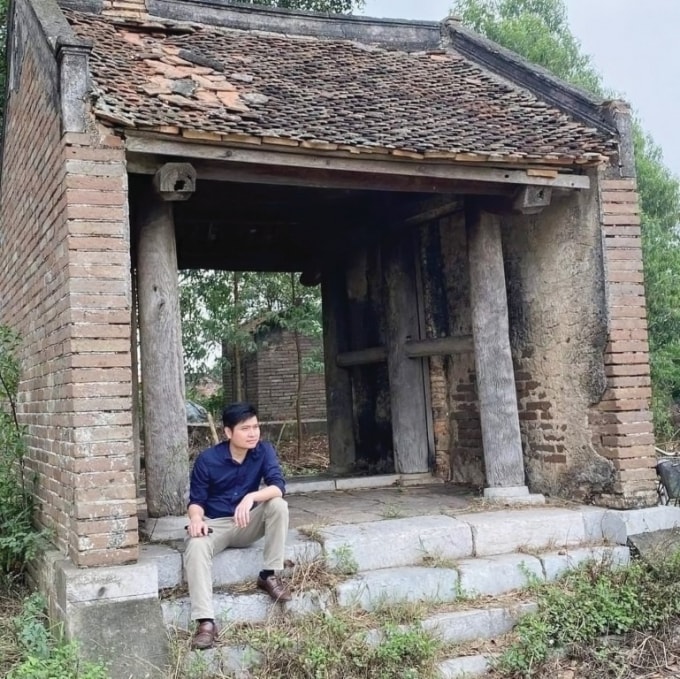 Nhà báo Nguyễn Trường (bút danh Chương Huyền) - phóng viên thường trú Báo Xây dựng tại Bắc Giang.