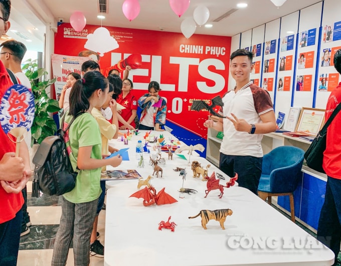 Anh Sơn mở lớp dạy Origami cho trẻ từ 3-12 tuổi tại Hà Nội