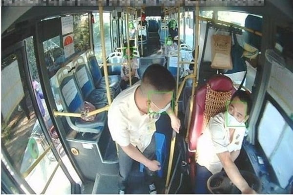 Bộ GTVT kiến nghị lùi thời gian xử phạt xe chưa lắp camera trong thời hạn 1 năm. Ảnh minh họa