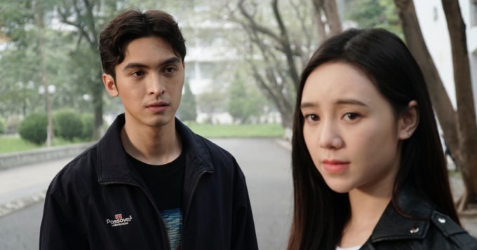 Bộ đôi trái tính Lâm – Thiên Nhi ở phim trước lại trở nên say đắm trong “Hãy nói lời yêu”.