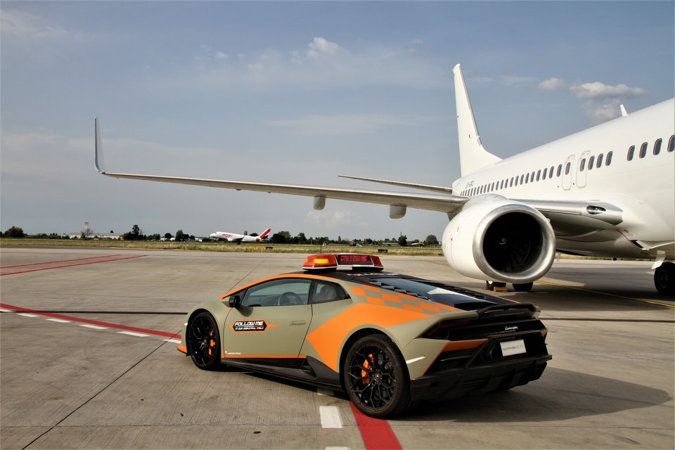 Siêu xe Lamborghini Huracan Evo. Ảnh: Carscoops
