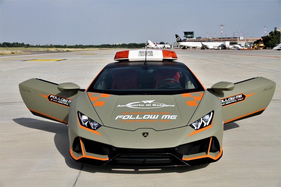 Siêu xe Lamborghini Huracan Evo. Ảnh: Carscoops