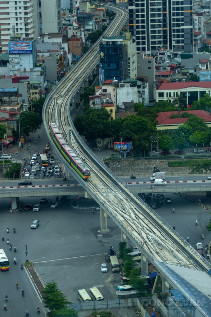 Dự kiến đoạn trên cao sẽ được đưa vào khai thác vào cuối năm 2021.