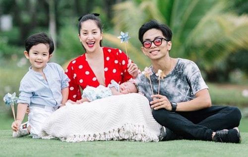 Khánh Thi – Phan Hiển đã bên nhau 14 năm qua trong cả sự nghiệp lẫn cuộc sống.