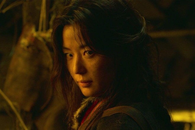 Jeon Ji Hyun là cái tên thu hút nhiều sự chú ý với tạo hình mạnh mẽ trong bộ phim sắp tới.