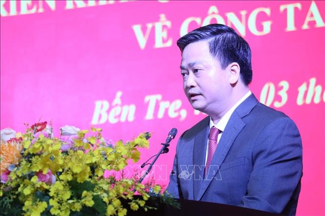 Ông Lê Đức Thọ, tân Bí thư Tỉnh ủy Bến Tre nhiệm kỳ 2020 - 2025 phát biểu nhận nhiệm vụ. Ảnh: TTXVN