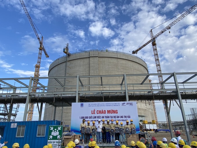 Thực hiện an toàn tuyệt đối tại các công trình dự án khí.
