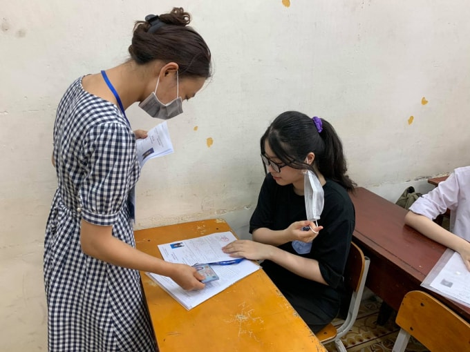 Bộ Giáo dục và Đào tạo cho phép tổ chức thi cho thí sinh F1, F2 trong kỳ thi THPT 2021 đợt 1(ảnh Trinh Phúc).