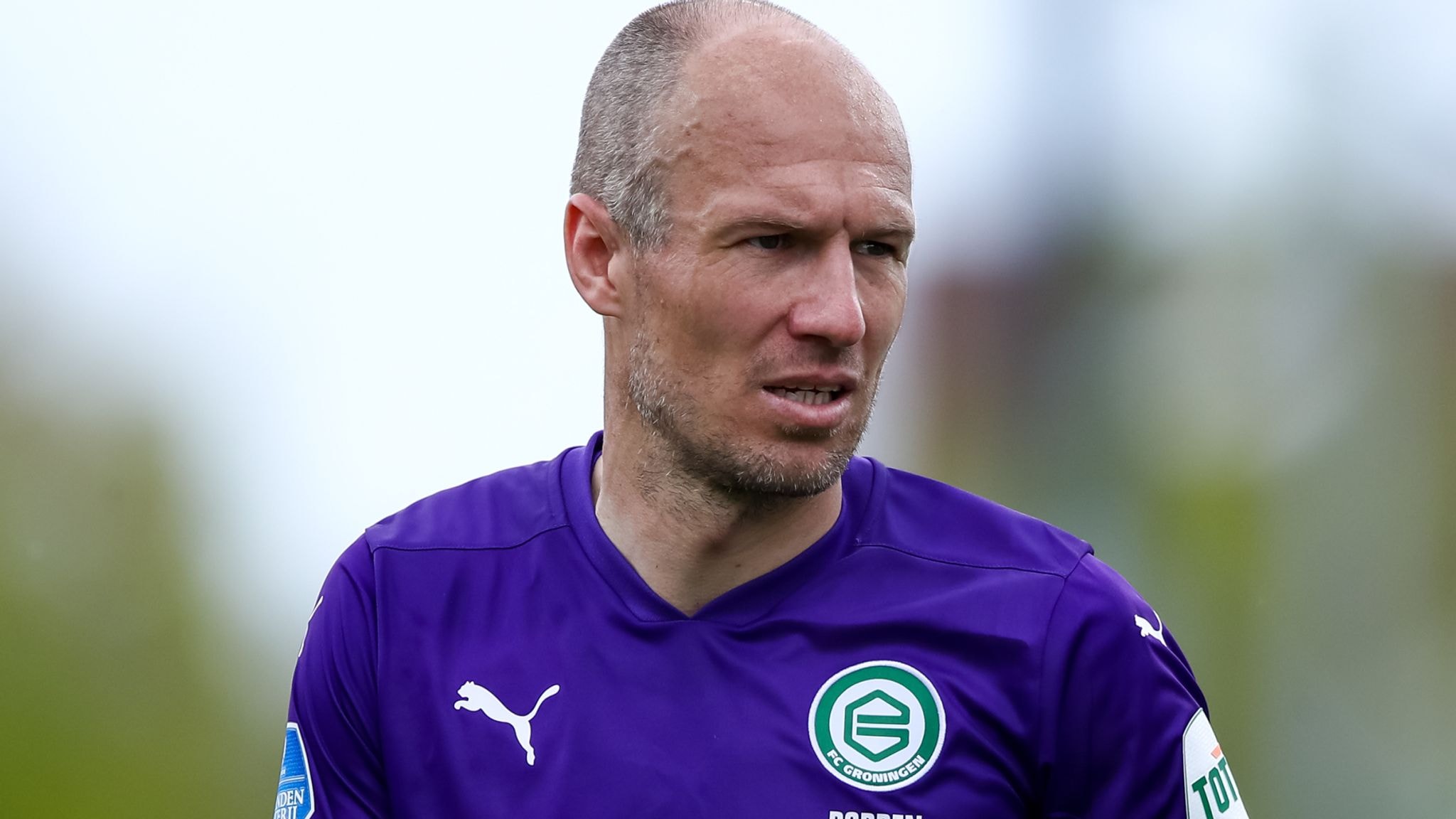 Cầu thủ người Hà Lan Arjen Robben tuyên bố từ giã sự nghiệp bóng đá sau 21 năm thi đấu. Ảnh: internet