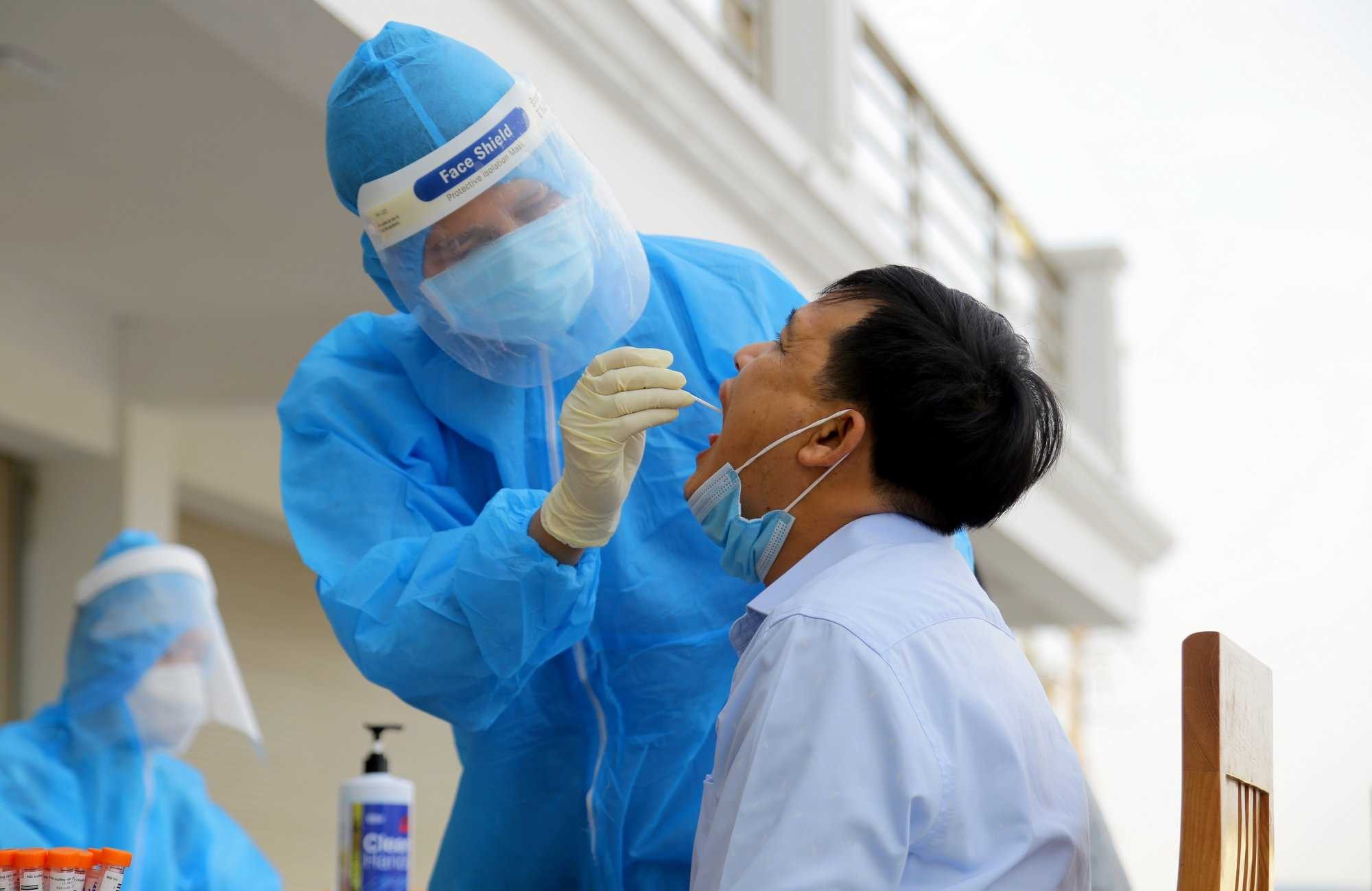 Sáng 15/7, Hà Nội ghi nhận thêm 7 ca dương tính SARS-CoV-2. Ảnh: minh họa