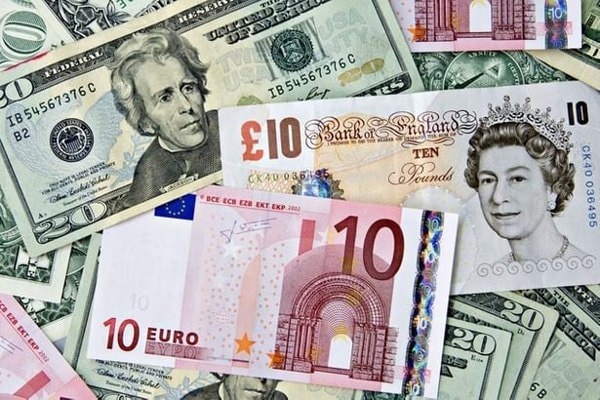 Đồng USD tăng giá trở lại do nhiều đồng tiền khác suy giảm