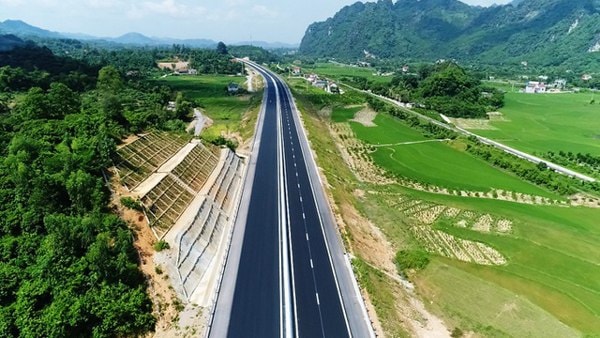 Các đoạn còn lại tuyến cao tốc Bắc - Nam phía Đông đang được gấp rút triển khai. Ảnh minh họa