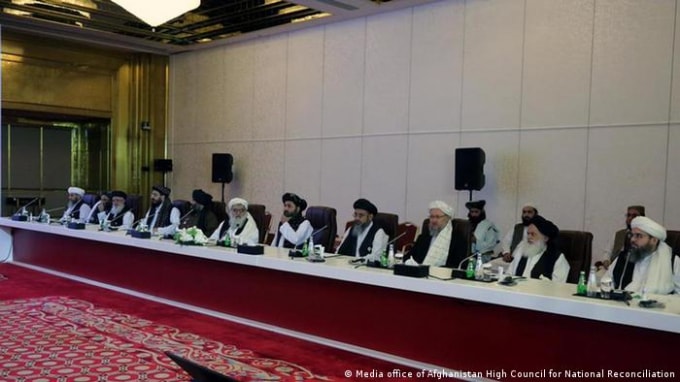 Phái đoàn Afghanistan tại Doha. Ảnh: DPA