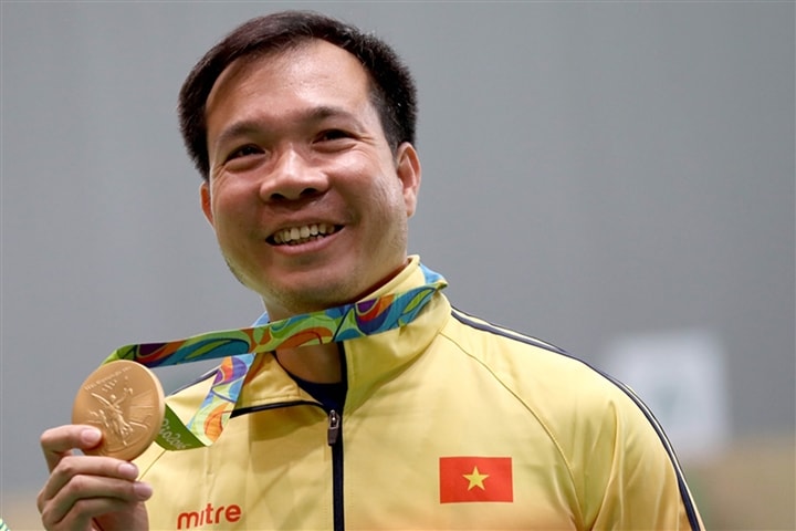 Vận động viên Hoàng Xuân Vinh giành 1 HCV, 1 HCB ở Olympic Rio 2016. Ảnh: internet