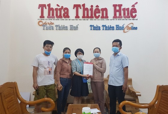 Nhiều tổ chức, doanh nghiệp, cá nhân chia sẻ đến TPHCM thông qua Báo Thừa Thiên Huế. Ảnh: baothuathienhue
