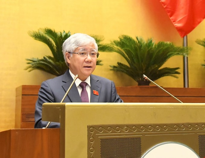 Chủ tịch Ủy ban Trung ương Mặt trận Tổ quốc Việt Nam Đỗ Văn Chiến trình bày Báo cáo Tổng hợp ý kiến, kiến nghị của cử tri và Nhân dân gửi tới kỳ họp thứ nhất, Quốc hội khóa XV