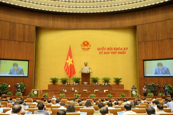 Quốc hội nghe Tờ trình về kế hoạch đầu tư công trung hạn giai đoạn 2021-2025.