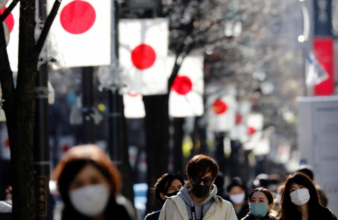 Ca mắc Covid-19 tại Tokyo tăng đột biến, phá vỡ mọi kỷ lục trước đó. Ảnh: Reuters