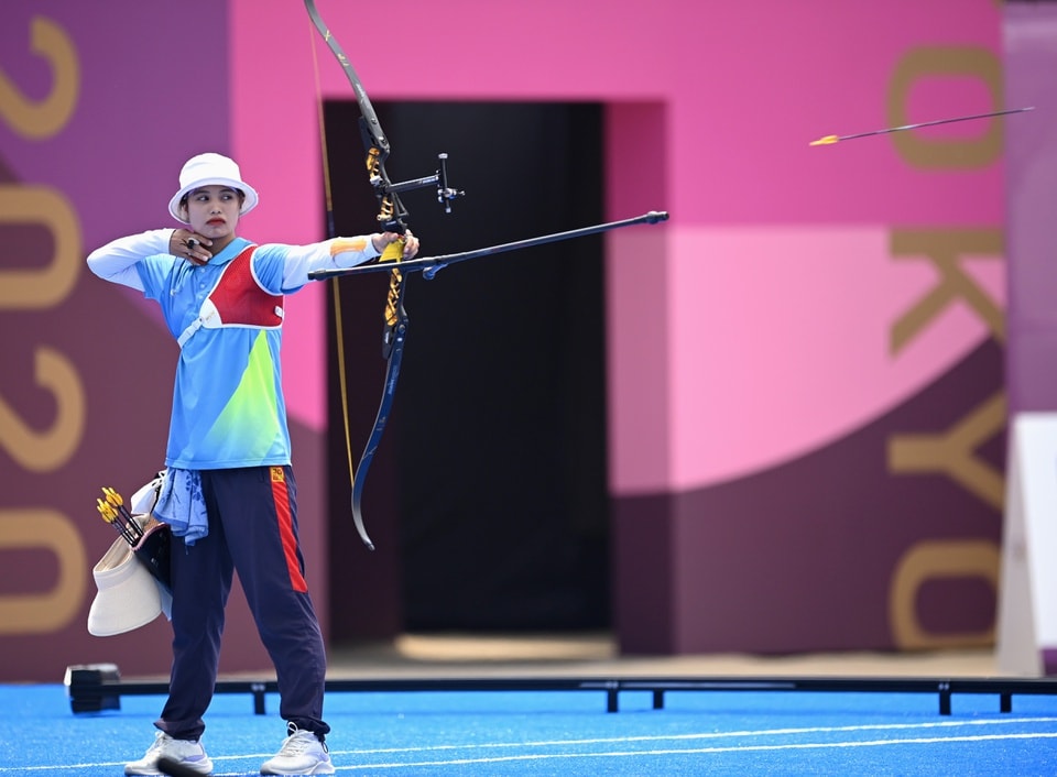 Cung thủ Ánh Nguyệt thua ngược vận động viên đội chủ nhà. Ảnh: Reuters