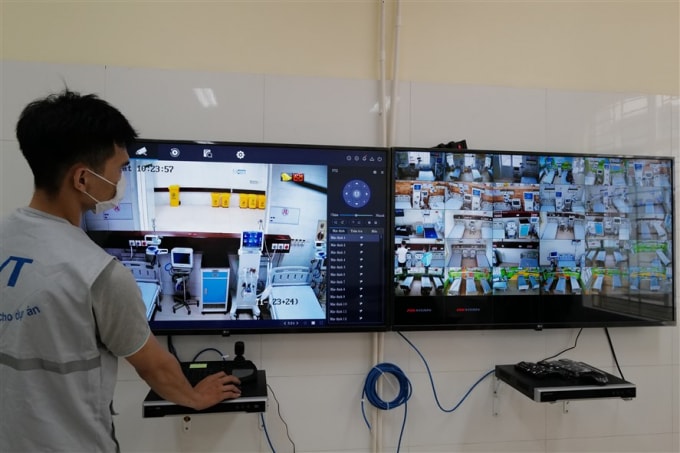 Trung tâm Hồi sức tích cực điều trị bệnh nhân Covid-19 nặng tại Bắc Ninh.