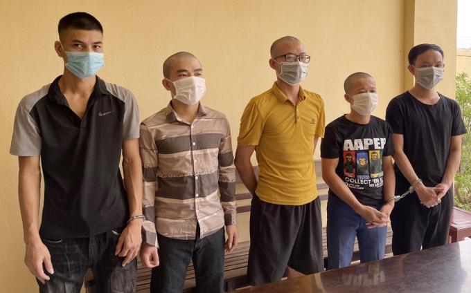 5 đối tượng trong đường dây đánh bạc
