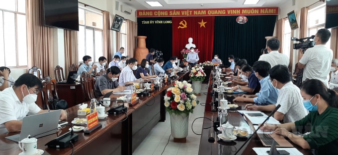 Đoàn công tác trung ương do Bộ trưởng Bộ Y tế Nguyễn Thanh Long dẫn đầu làm việc với Tỉnh uỷ Vĩnh Long về công tác phòng chống dịch
