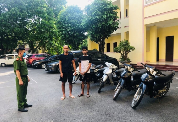 Đối tượng Nguyễn Hữu Phong và đối tượng Nguyễn Đình Ba cùng tang vật