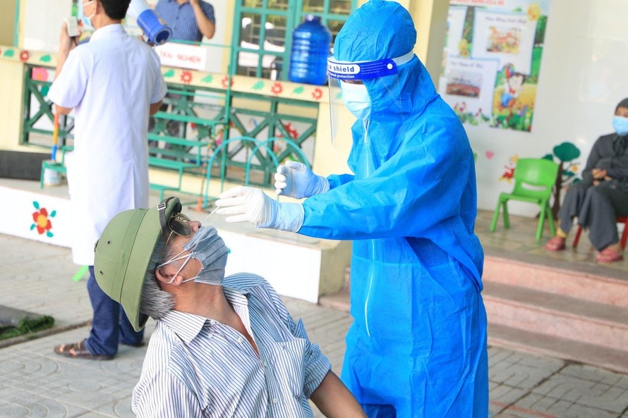 Nghệ An ghi nhận thêm 6 ca dương tính SARS-CoV-2 trong 24 giờ qua. Ảnh: minh họa