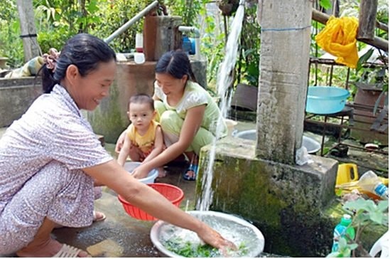 Phó Thủ tướng Chính phủ Lê Minh Khái yêu cầu khẩn trương xem xét, điều chỉnh giảm giá nước sạch sinh hoạt hỗ trợ người dân bị ảnh hưởng bởi dịch COVID-19.
