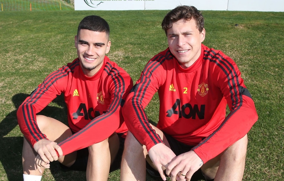 Hai cầu thủ Pereira và Lindelof đang gặp khó khăn ở Man United. Ảnh: Getty Images