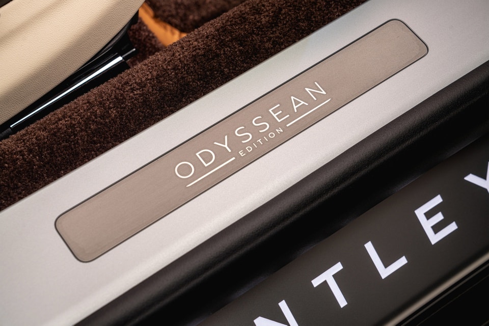 Bentley Flying Spur Hybrid Odyssean Edition. Ảnh: Bentley