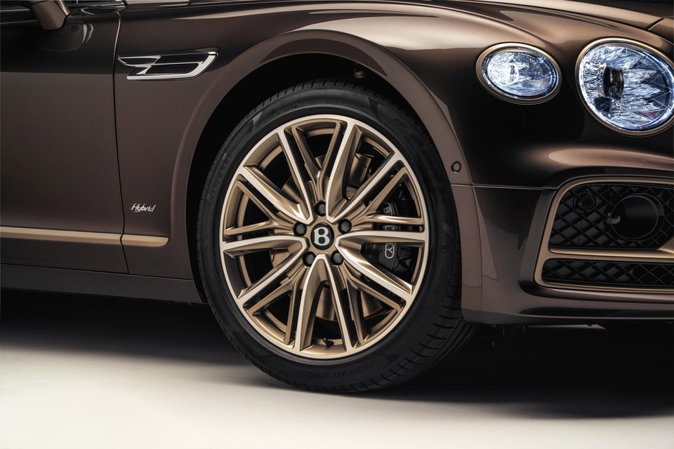 Bentley Flying Spur Hybrid Odyssean Edition. Ảnh: Bentley