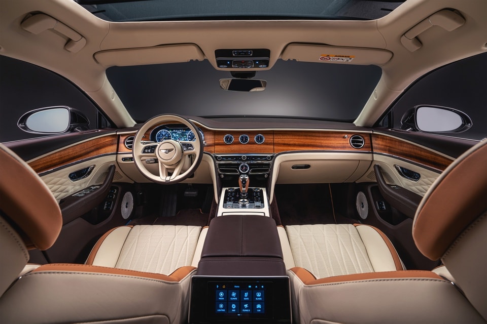 Bentley Flying Spur Hybrid Odyssean Edition. Ảnh: Bentley