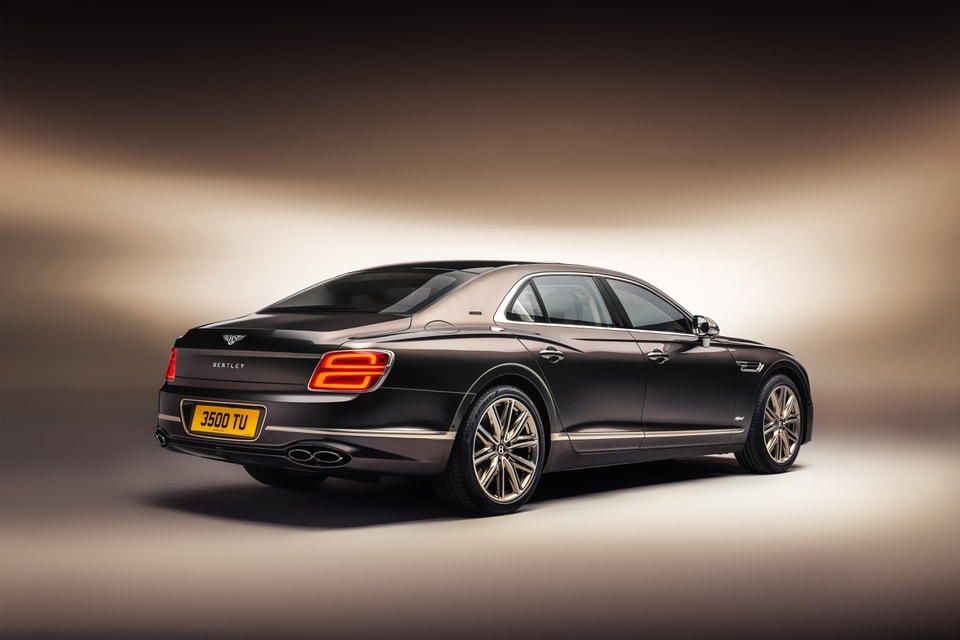 Bentley Flying Spur Hybrid Odyssean Edition. Ảnh: Bentley