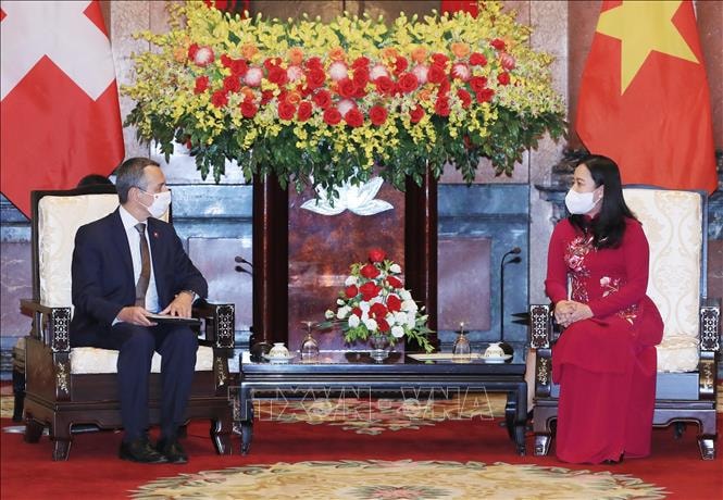 Phó Chủ tịch nước Võ Thị Ánh Xuân tiếp Phó Tổng thống, Bộ trưởng Ngoại giao Thụy Sỹ Ignazio Cassis. (Ảnh:TTXVN)