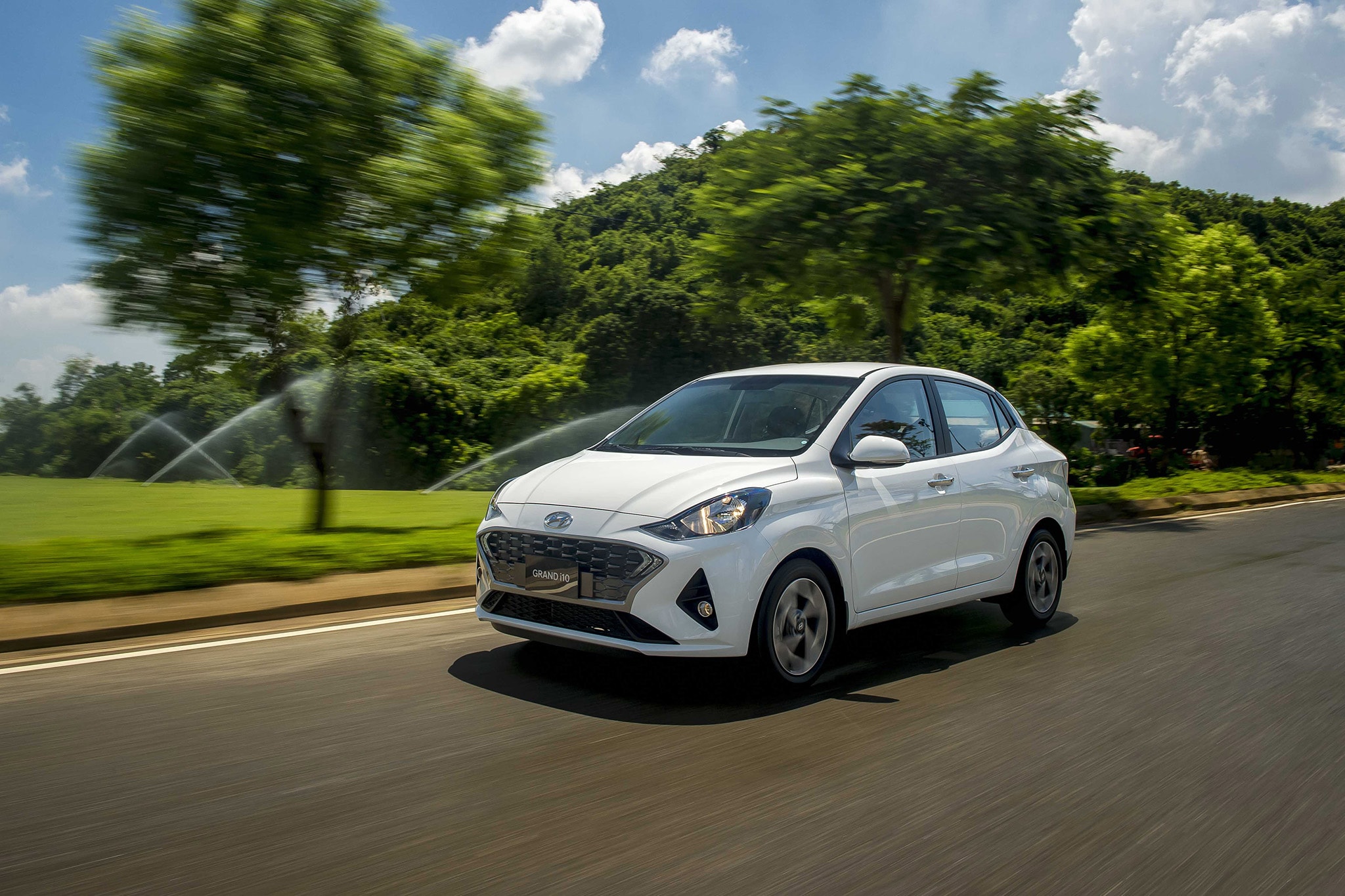 Hyundai Grand i10 được Hyundai Thành Công phân phối với 6 phiên bản Sedan & Hatchback cùng 5 lựa chọn màu sắc. Ảnh: Hyundai