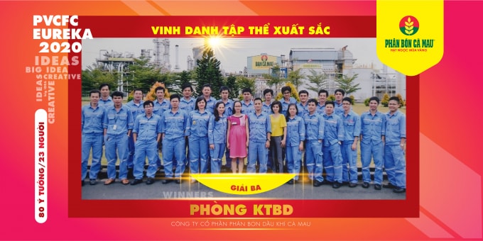 Giải ba được trao cho nhóm tập thể.