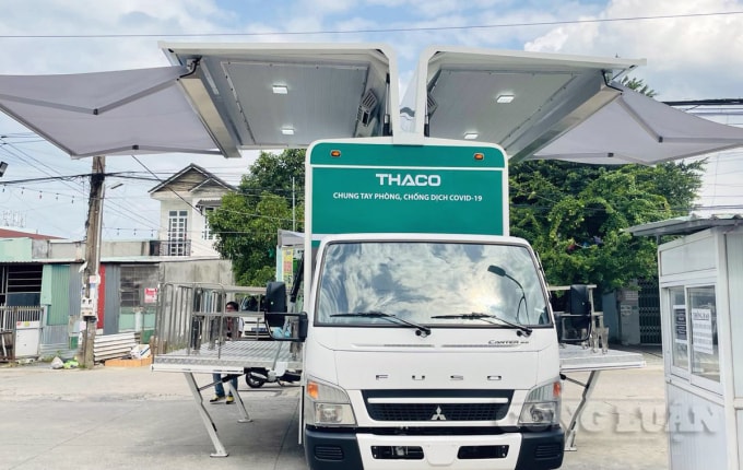 Phương tiện phục vụ tiêm chủng lưu động tại Đồng Nai.