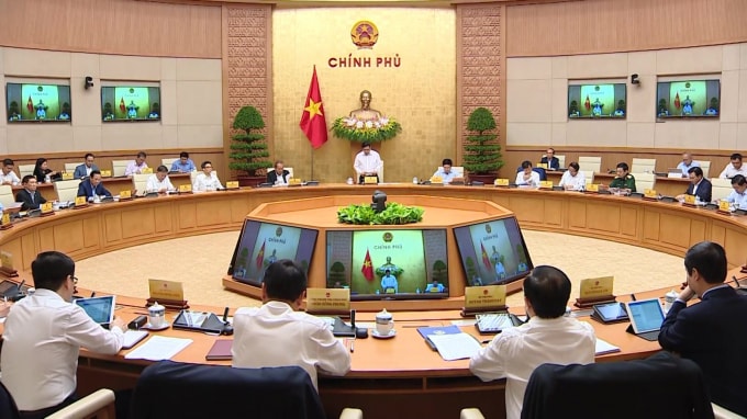 Chính phủ được ban hành Nghị quyết có những nội dung khác luật để phòng, chống COVID-19.