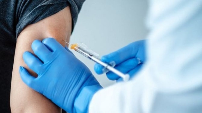 Chỉ đi tiêm vaccine phòng COVID-19 tại các cơ sở y tế, điểm tiêm chủng được Bộ Y tế cấp phép.
