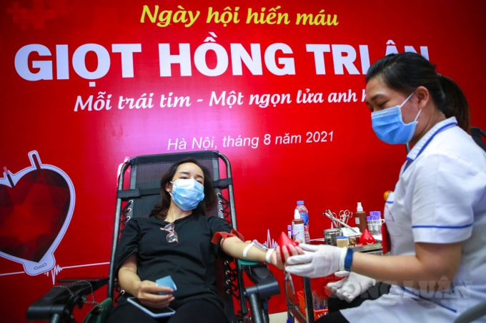 Thủ tướng Phạm Minh Chính yêu cầu các hoạt động hiến máu tình nguyện phải bảo đảm thực hiện nghiêm các biện pháp phòng, chống dịch COVID-19. Ảnh: Quang Hùng