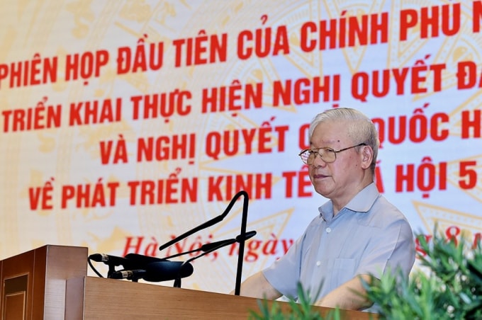Tổng Bí thư Nguyễn Phú Trọng phát biểu tại Phiên họp đầu tiên của Chính phủ nhiệm kỳ mới.