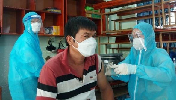 Tây Ninh đang cố gắng đẩy nhanh tốc độ tiêm chủng (ảnh TL).
