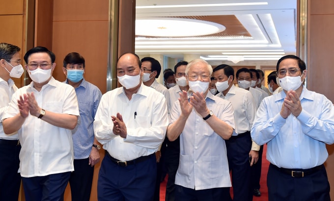 Tổng Bí thư Nguyễn Phú Trọng, Chủ tịch nước Nguyễn Xuân Phúc, Chủ tịch Quốc hội Vương Đình Huệ và Thủ tướng Chính phủ Phạm Minh Chính tham dự Phiên họp.