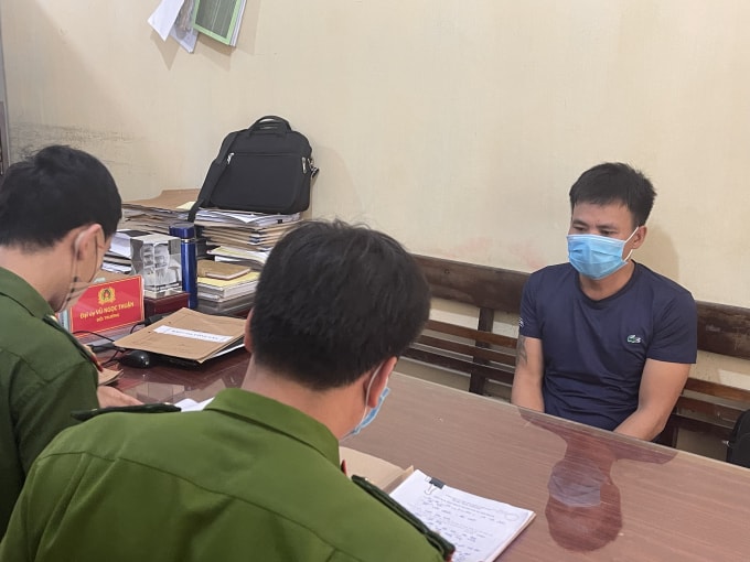 Đối tượng Nguyễn Văn Thạo tại cơ quan Công an. Ảnh: Thái Thanh
