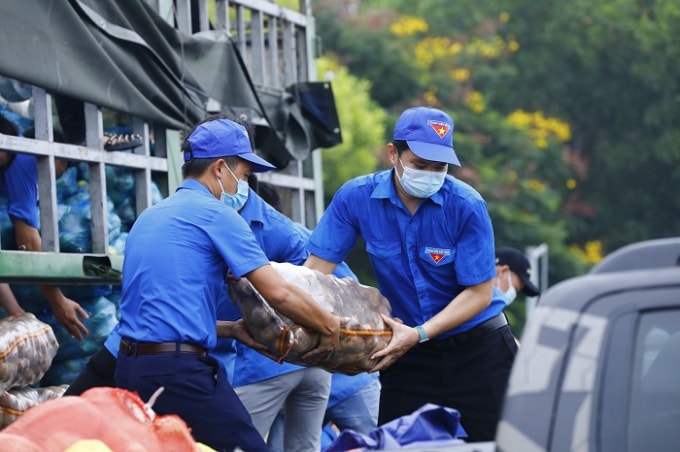 Tuổi trẻ Lào Cai đồng hành cùng Thủ đô phòng, chống dịch Covid-19. Ảnh: Huy Kiên