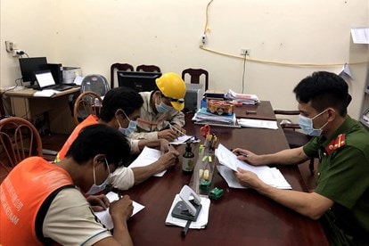 Lực lượng Công an tỉnh Vĩnh Phúc đã ra Quyết định xử phạt hoặc đề nghị xử phạt 2.265 trường hợp với số tiền hơn 3,5 tỷ đồng các vi phạm liên quan đến phòng, chống dịch COVID-19. Ảnh: minh họa