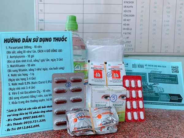 Một số loại thuốc trong “Túi thuốc an sinh” cho F0 điều trị tại nhà do phường 1, quận Tân Bình, TP.HCM cấp phát. Ảnh: Phường 1 (quận Tân Bình) cung cấp