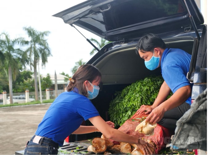Ngoài những nhiệm vụ ở cơ quan, bí thư 8X còn “mặn mà” với thiện nguyện